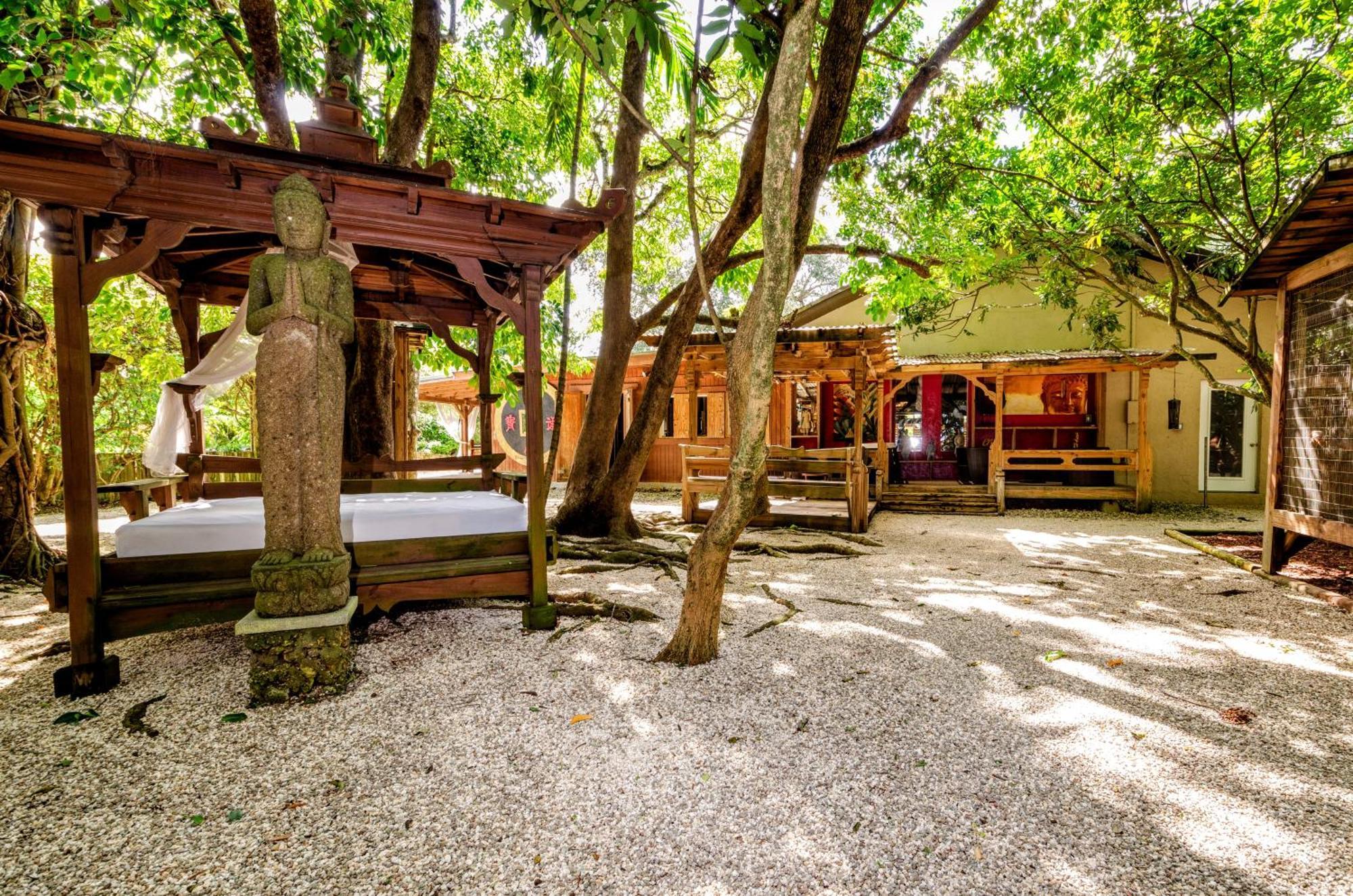 Exclusive Lake Tiny House In Beautiful Japanese Garden Homestead Exterior foto